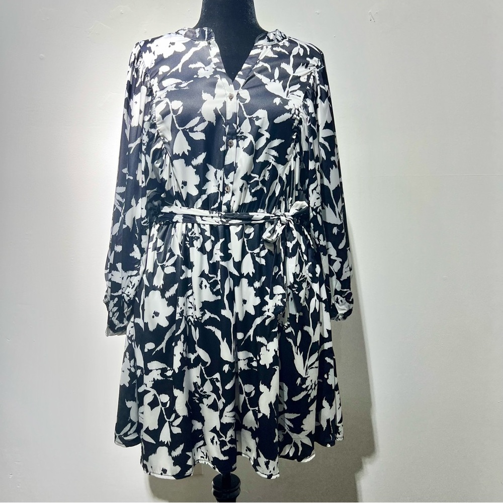 🖤 NWT CURVY SZ:XL,1XL,2XL She + Sky Satin Black & White Floral Long Sleeve Dress
